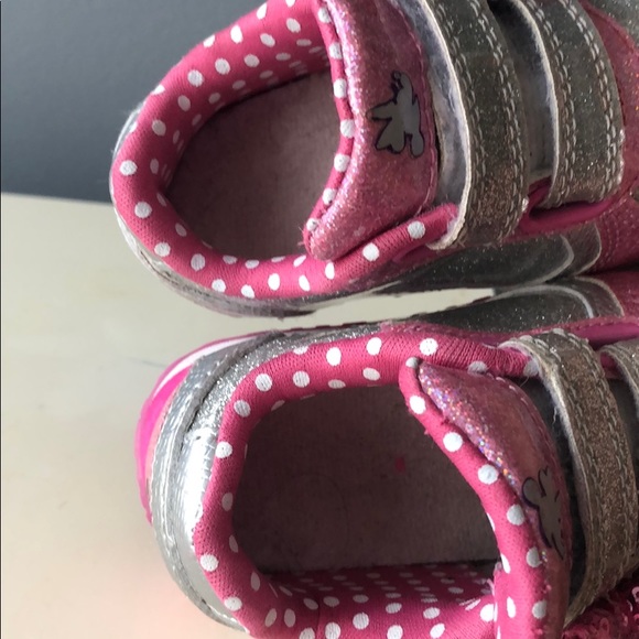 Minnie mouse light up shoes - Picture 5 of 6